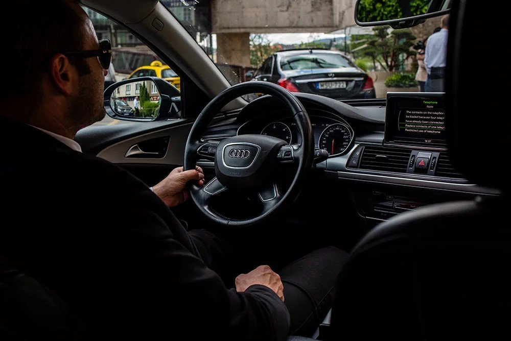 Mit kell tudnunk ha privát reptéri transzfert foglalunk ünnepek idejére